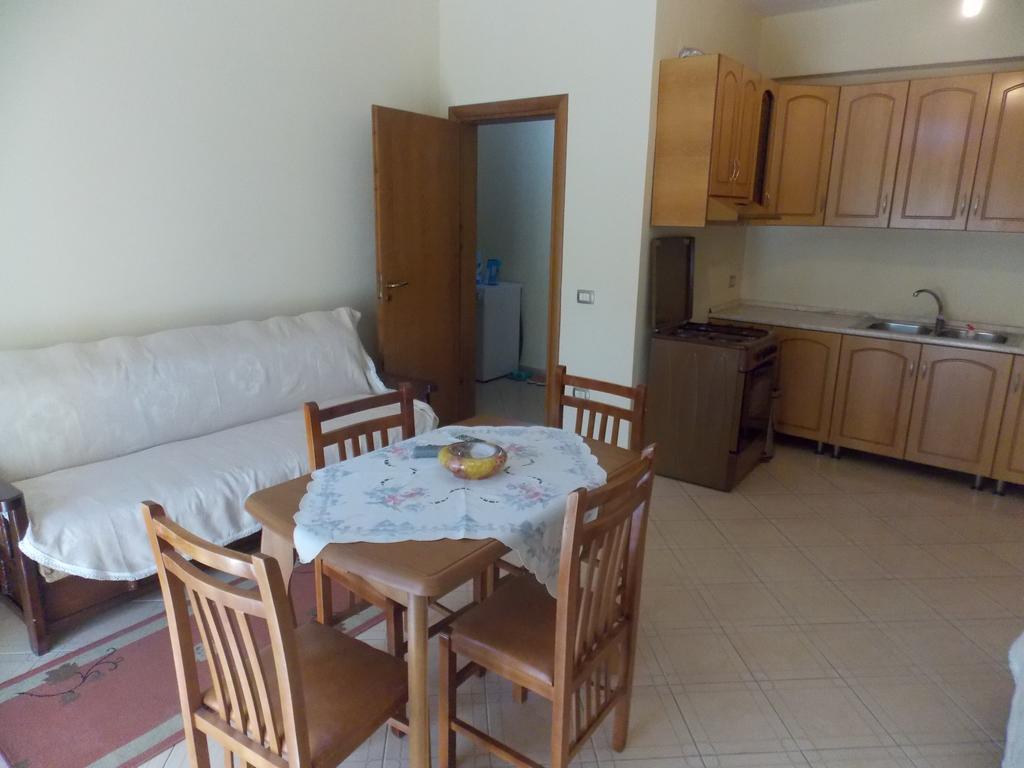 Elis Apartment فلورا المظهر الخارجي الصورة