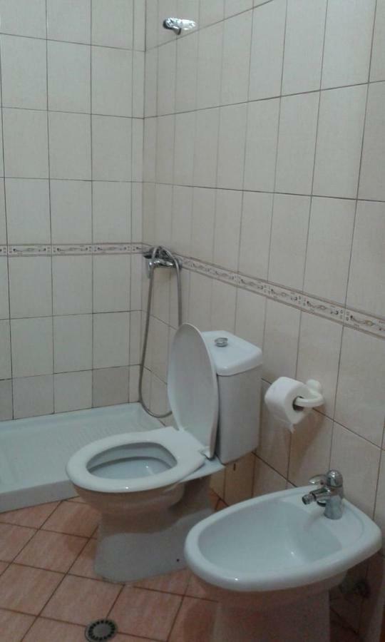 Elis Apartment فلورا الغرفة الصورة
